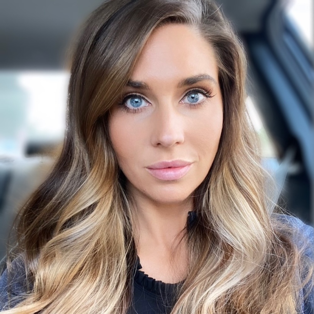 Meet your Posher, Lauren